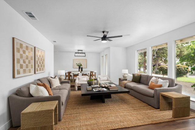 2626 W Scott Avenue, Fresno, CA 93711