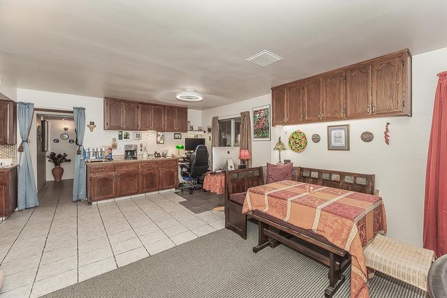 5287 N Gates Avenue, Fresno, CA 93722