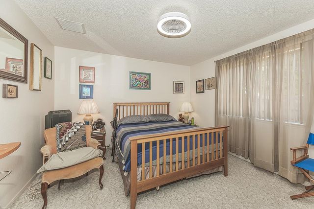 5287 N Gates Avenue, Fresno, CA 93722