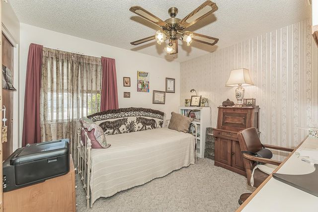 5287 N Gates Avenue, Fresno, CA 93722