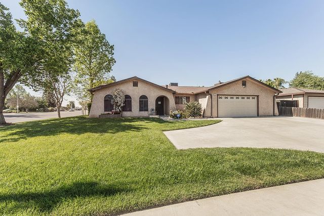 5287 N Gates Avenue, Fresno, CA 93722