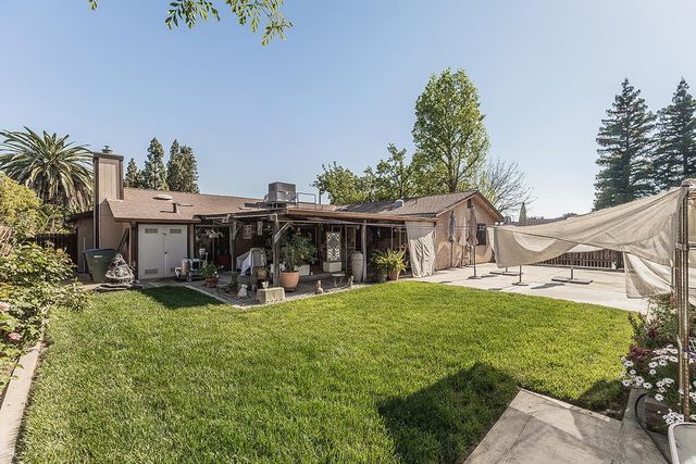 5287 N Gates Avenue, Fresno, CA 93722