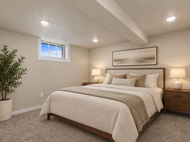 1140 W Glass Ave, Spokane, WA 99205