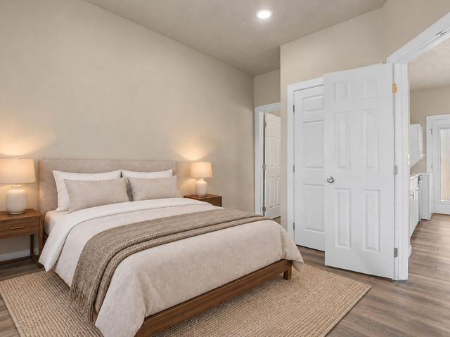 1140 W Glass Ave, Spokane, WA 99205