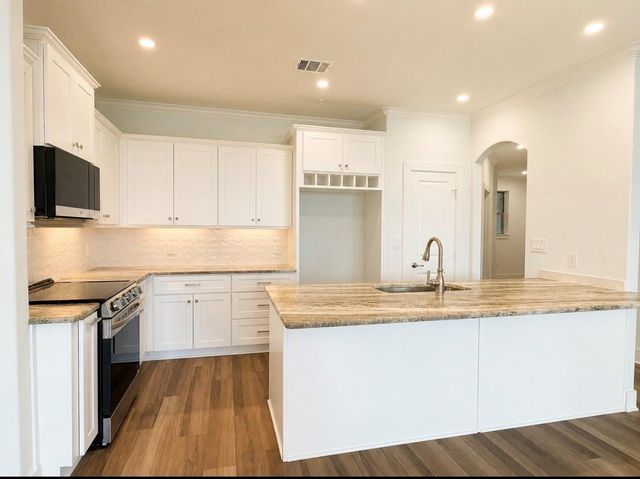 2112 Fm 3186 E5, Onalaska, TX 77360