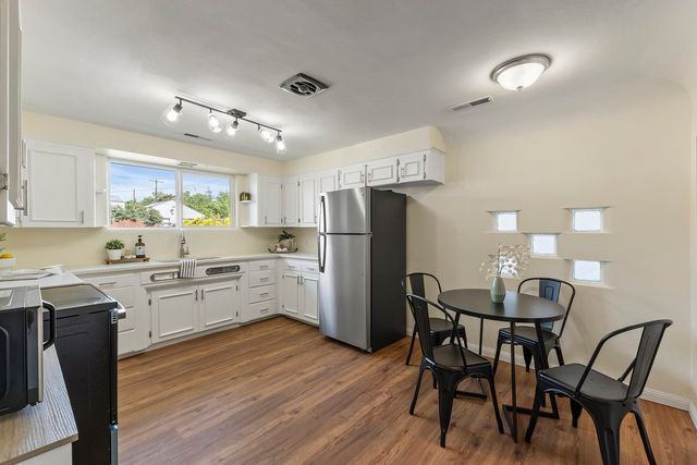 3721 N Ash St, Spokane, WA 99205