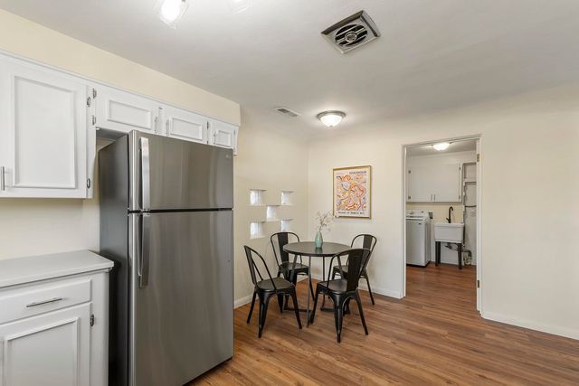 3721 N Ash St, Spokane, WA 99205