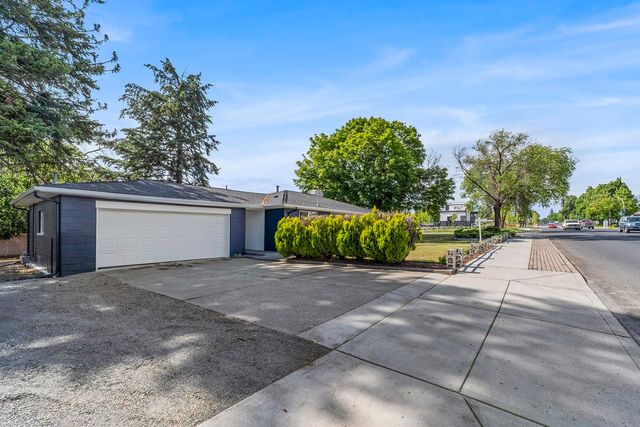 3721 N Ash St, Spokane, WA 99205