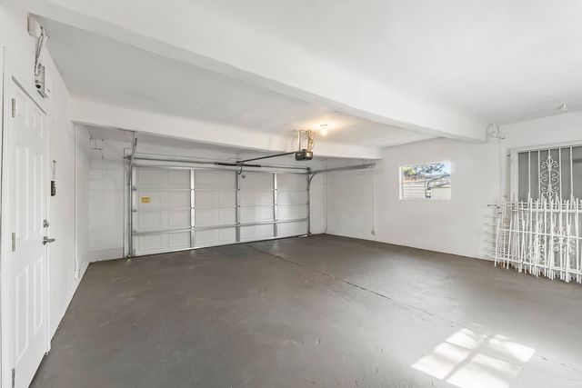 3721 N Ash St, Spokane, WA 99205