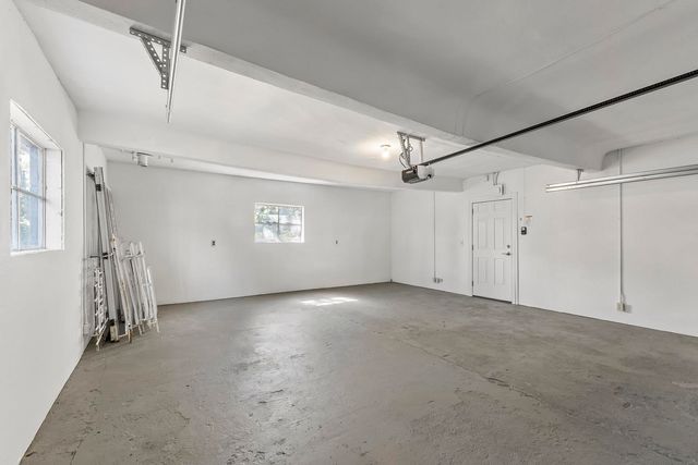 3721 N Ash St, Spokane, WA 99205