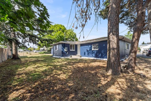3721 N Ash St, Spokane, WA 99205