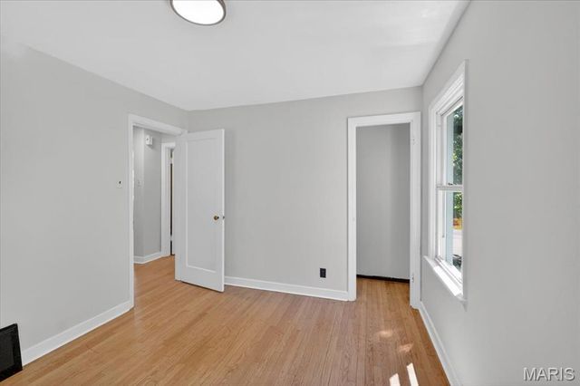 439 E Elliott Avenue, Kirkwood, MO 63122