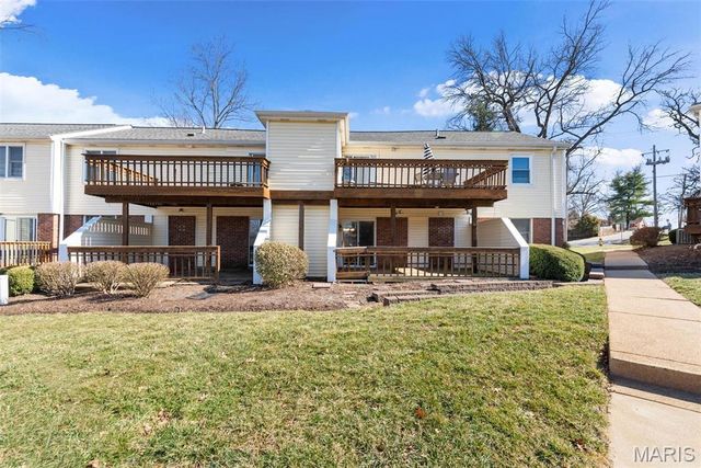 1773 High School Drive, Brentwood, MO 63144