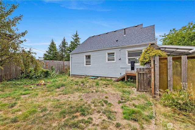 7121 Rainier Drive, Everett, WA 98203