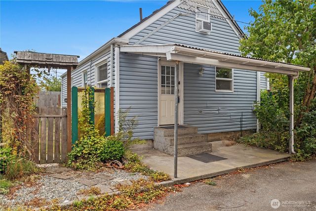 7121 Rainier Drive, Everett, WA 98203