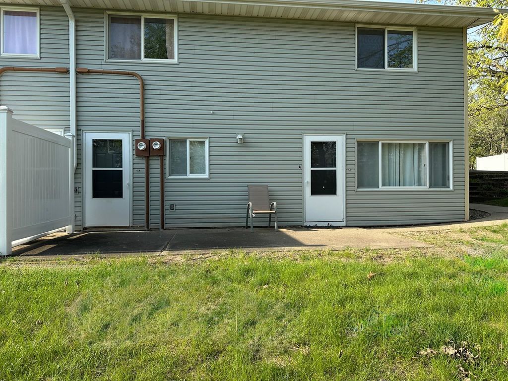 520 W State Street, Belle Plaine, MN 56011 — photo 5