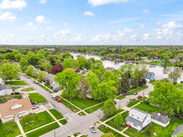 3314 Washington Street, Mchenry, IL 60050