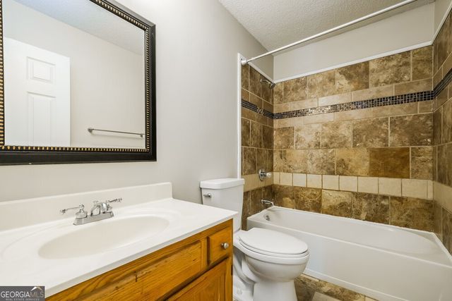 5020 Amber Way NW, Acworth, GA 30102