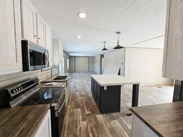 2066 Turkey Mountain Rd, Amherst, VA 24521