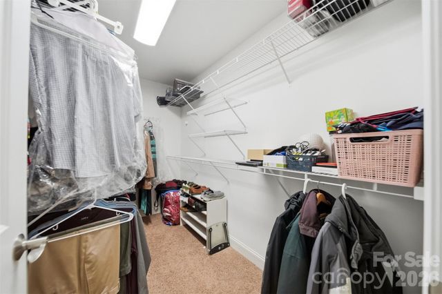 3315 47th Avenue Place NE, Hickory, NC 28601