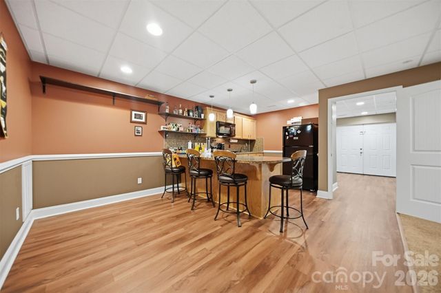 3315 47th Avenue Place NE, Hickory, NC 28601