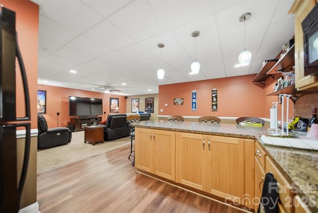 3315 47th Avenue Place NE, Hickory, NC 28601