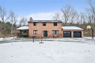 500 Beaver Rd, Hempfield Twp, PA 15644