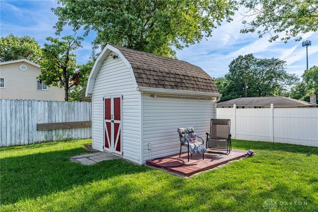 328 Pearhill Drive, West Carrollton, OH 45449