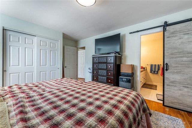 328 Pearhill Drive, West Carrollton, OH 45449