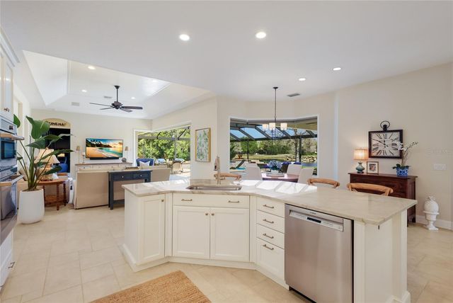 7804 ROSEHALL COVE, Lakewood Ranch, FL 34202