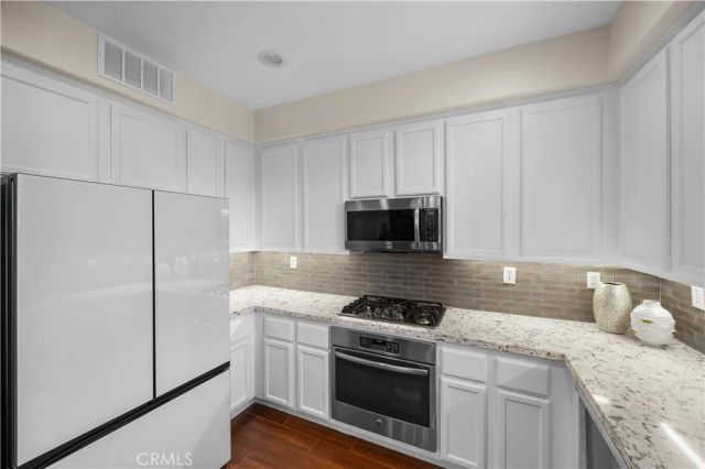 27503 Wellsley Way, Valencia, CA 91354