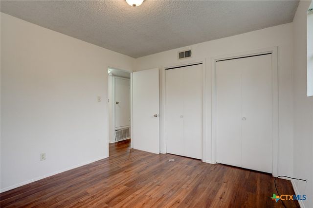 726 Old Martindale Road, San Marcos, TX 78666