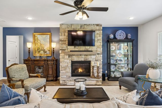 1686 Lantana Dr, Spring Hill, TN 37174