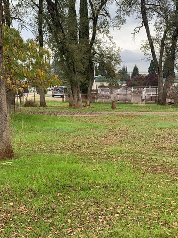 3051 Leonard Street, Redding, CA 96002