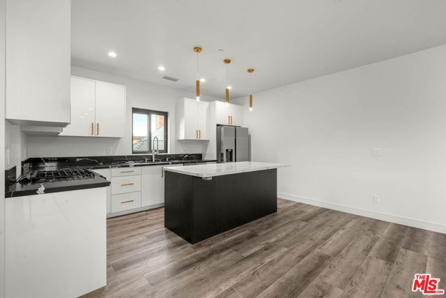 1920 S Sherbourne Drive 1920, Los Angeles, CA 90034