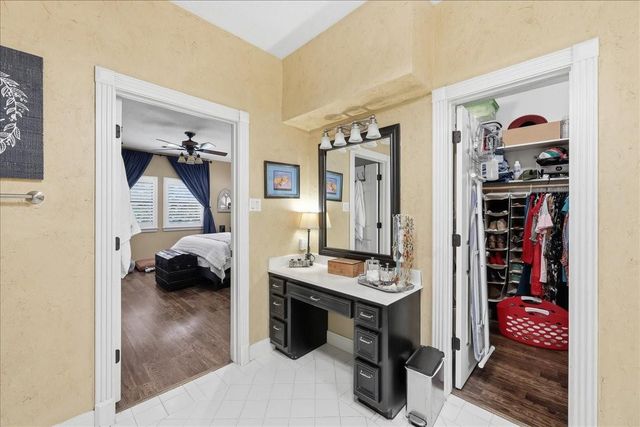 6411 N Fm 565 Road, Baytown, TX 77523