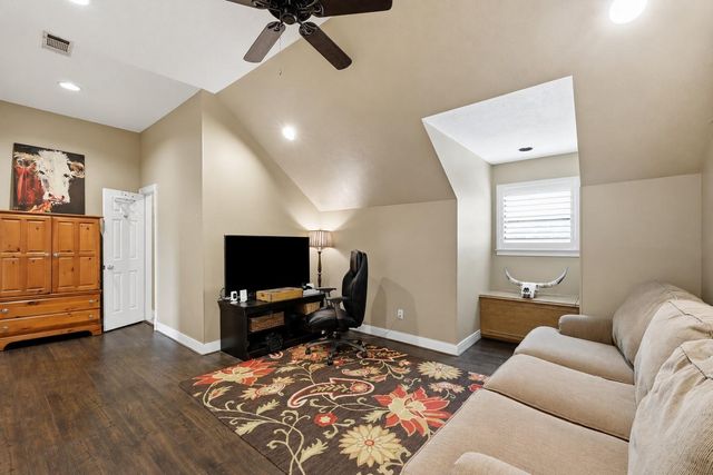 6411 N Fm 565 Road, Baytown, TX 77523
