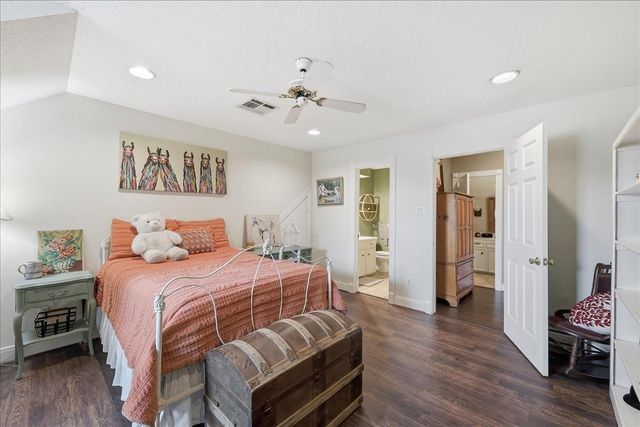 6411 N Fm 565 Road, Baytown, TX 77523
