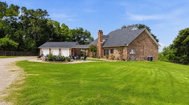 6411 N Fm 565 Road, Baytown, TX 77523