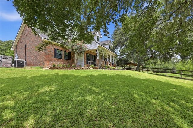 6411 N Fm 565 Road, Baytown, TX 77523