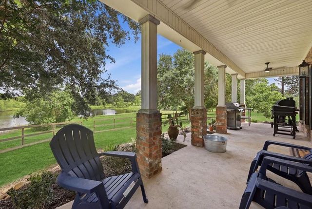 6411 N Fm 565 Road, Baytown, TX 77523