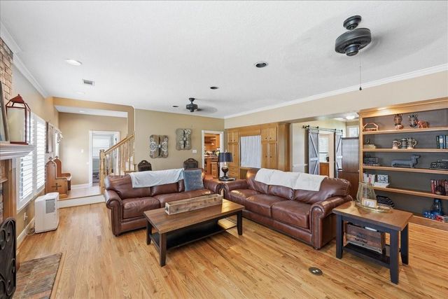 6411 N Fm 565 Road, Baytown, TX 77523
