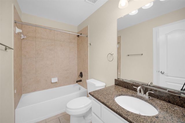 83 W Canyon Wren Circle, The Woodlands, TX 77389