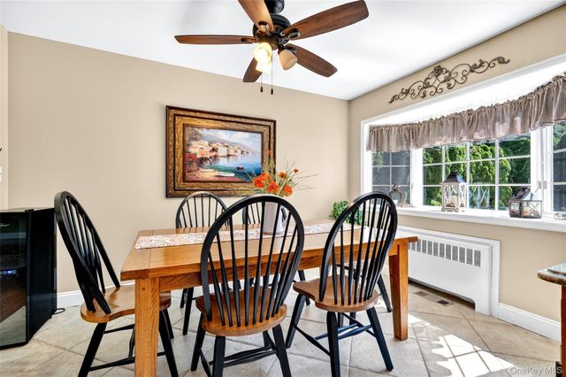 10 N Edsall Avenue, Nanuet, NY 10954