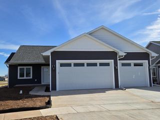 3970 HEMLOCK COURT, Oshkosh, WI 54904