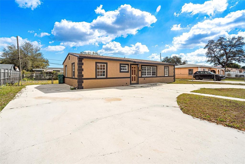 16025 NW 29th Avenue, Miami Gardens, FL 33054