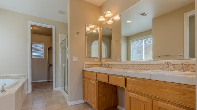 4212 Gabriel Way, Modesto, CA 95356