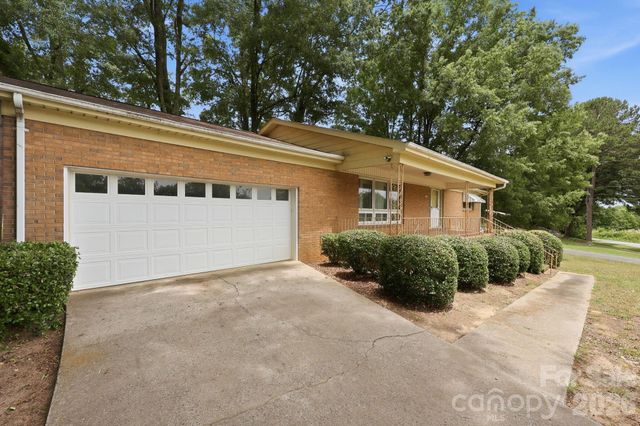 607 Ebenezer Road, Kannapolis, NC 28083