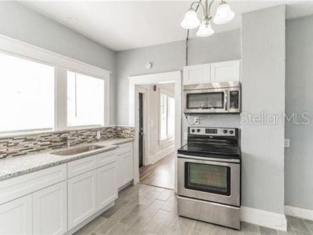 231 S 1ST STREET, Haines City, FL 33844