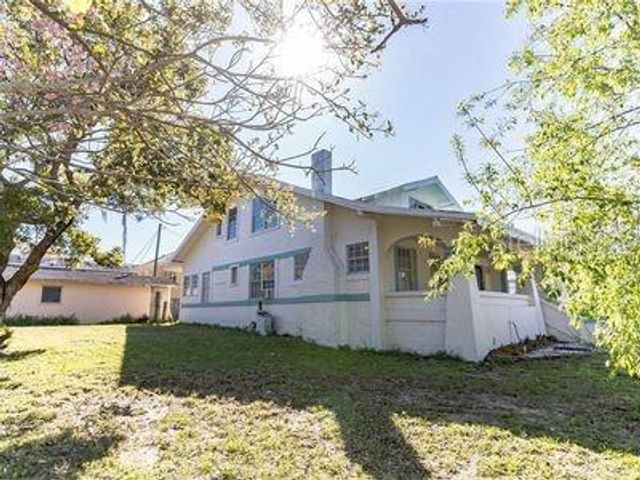 231 S 1ST STREET, Haines City, FL 33844